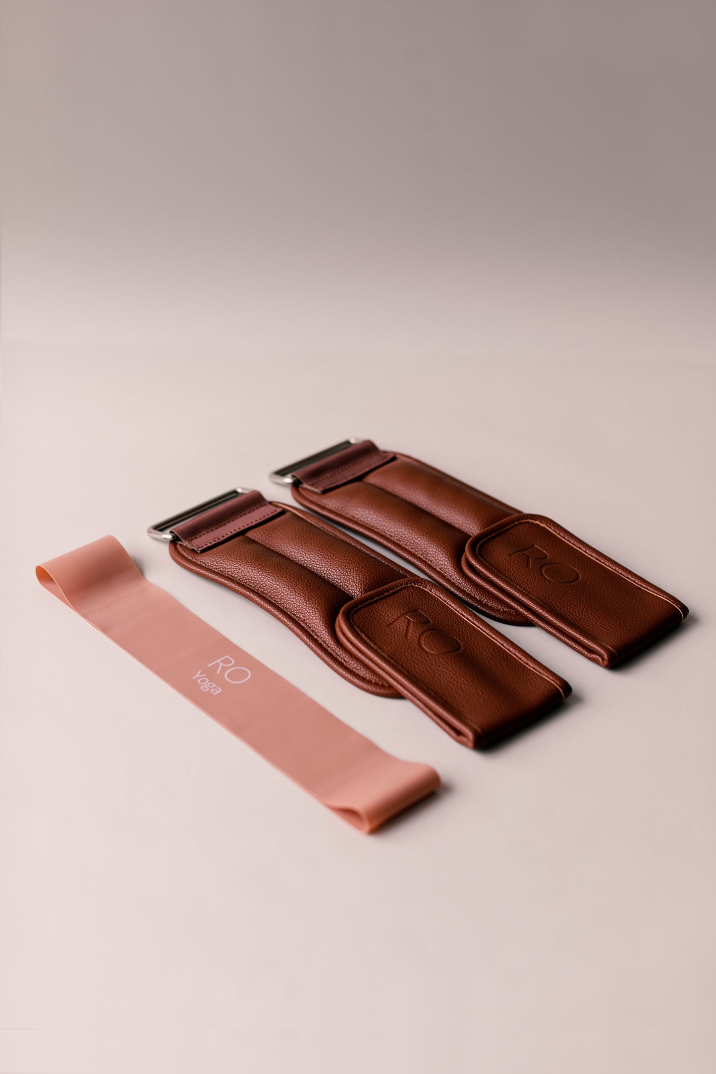 Ro Movements Ankelvægte 1 kg + elastik