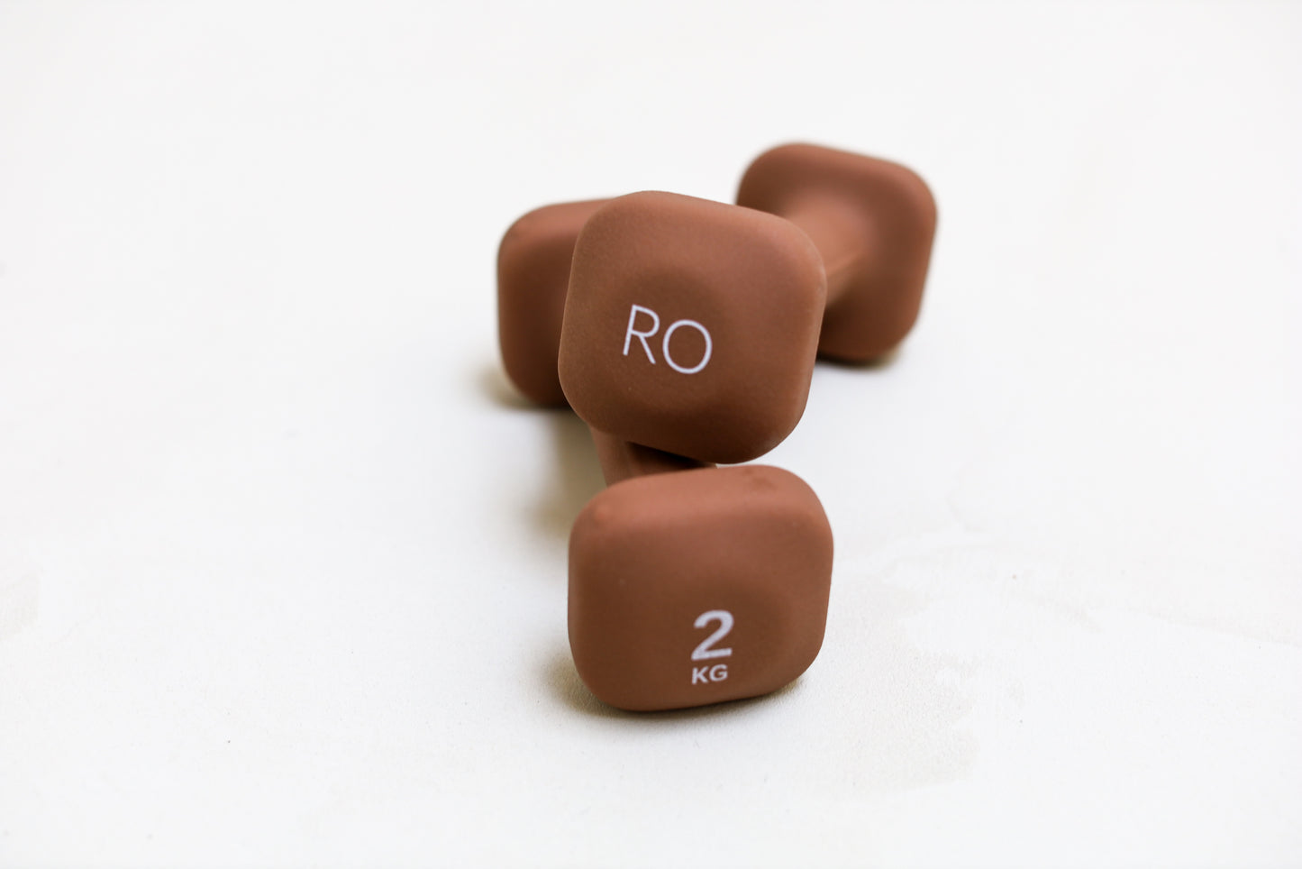 COMPLETE STUDIO FLOW BUNDLE: 0,5 kg ankelvægte + 2 kg håndvægte + elastik + Pilates sliders